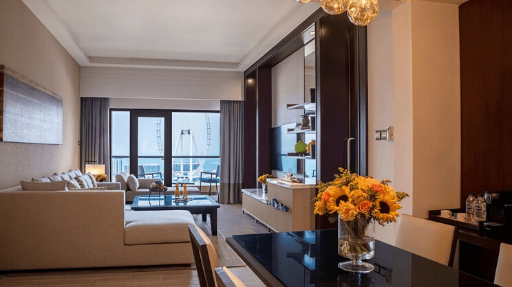 Amwaj Rotana, Jumeirah Beach Residence